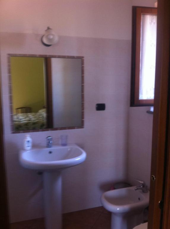 Agriturismo Tre Tigli アスティ 部屋 写真