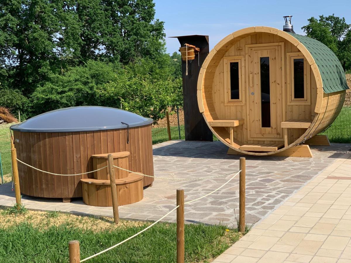 Agriturismo Tre Tigli アスティ エクステリア 写真