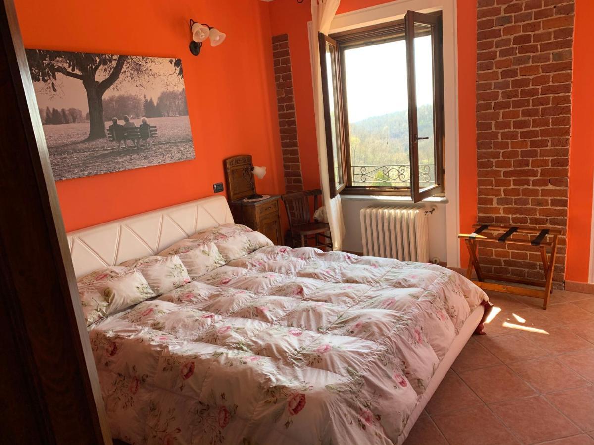 Agriturismo Tre Tigli アスティ エクステリア 写真